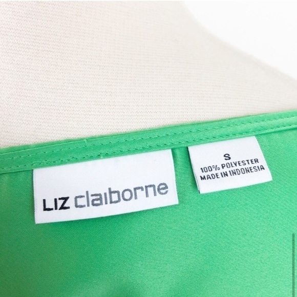 Liz Claiborne bright green buttoned down top - Picture 5 of 6